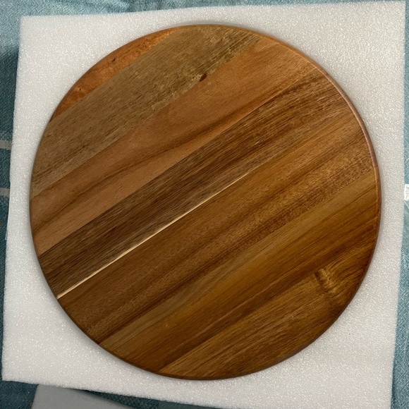 Brand New Wooden Cake Stand - Picture 6 of 10